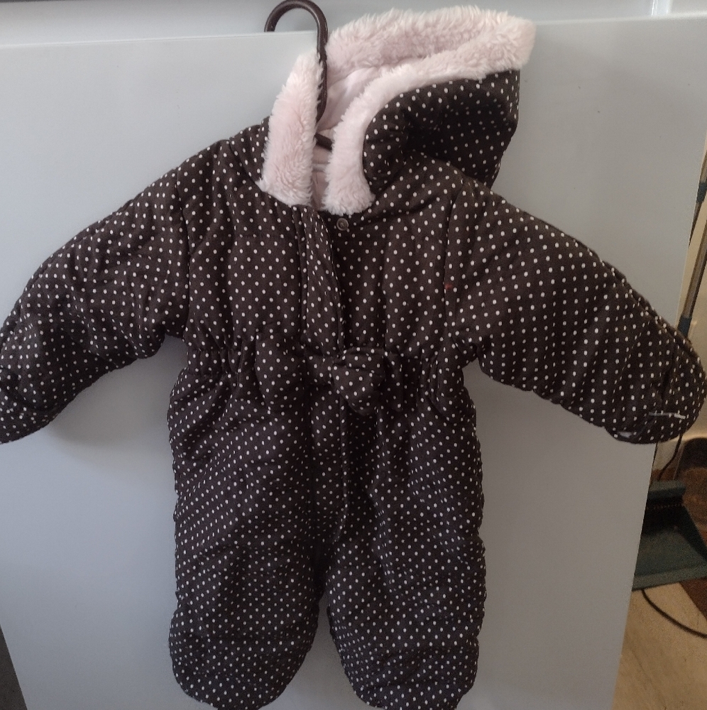 Baby Girls First Impression warm onesy coat size 12 months (22-25 lbs).